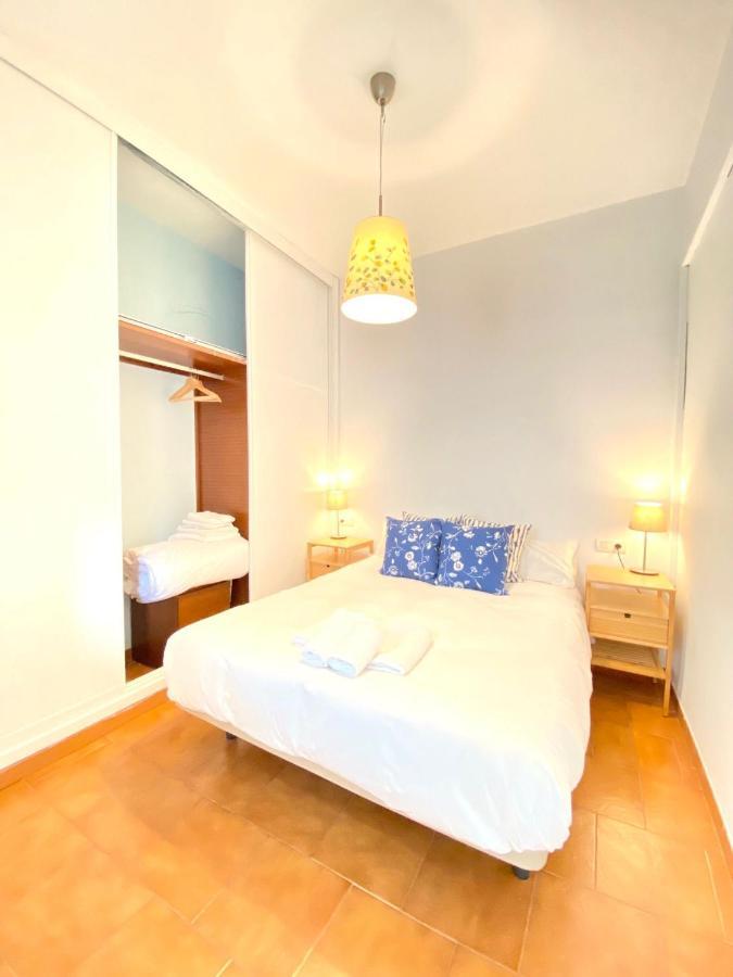 Comfortable Studio Old Town, Parking Optional Sevilla Exterior foto