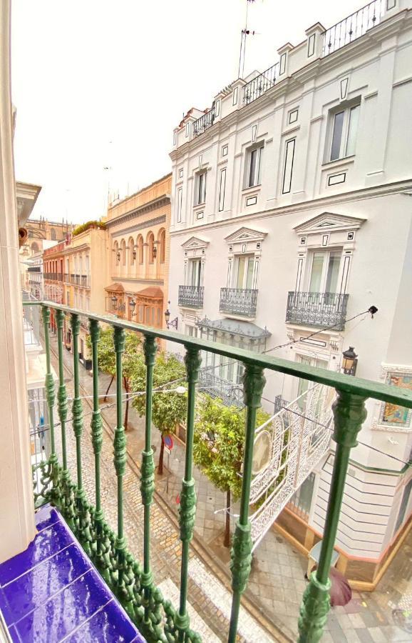 Comfortable Studio Old Town, Parking Optional Sevilla Exterior foto