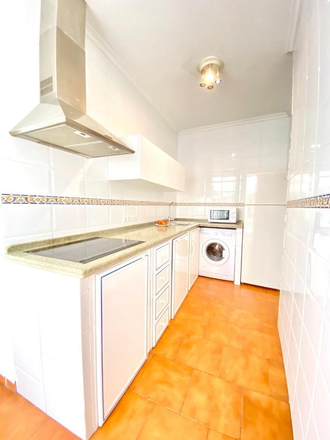 Comfortable Studio Old Town, Parking Optional Sevilla Exterior foto