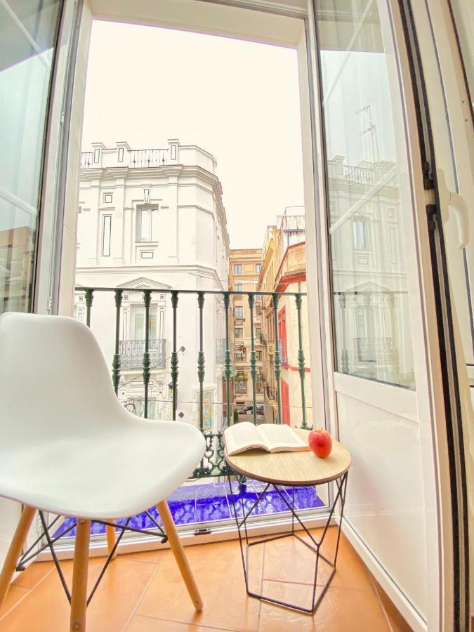 Comfortable Studio Old Town, Parking Optional Sevilla Exterior foto